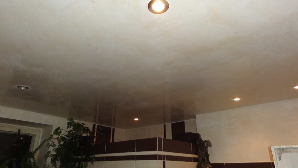 Marble plaster on ceiling - 
smooth and glossy